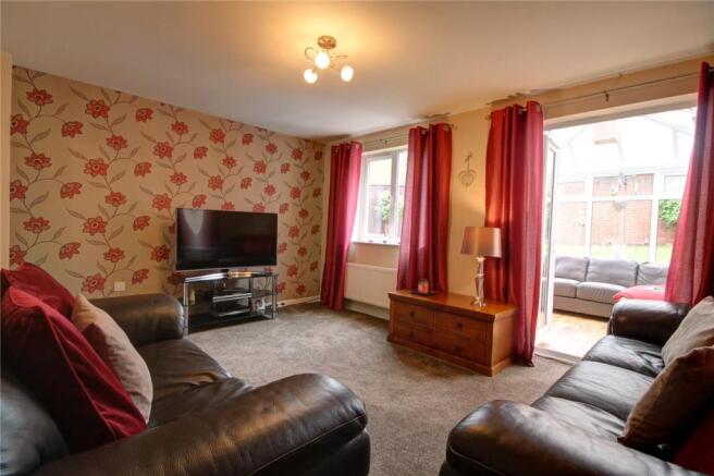 Living Room Pic 2