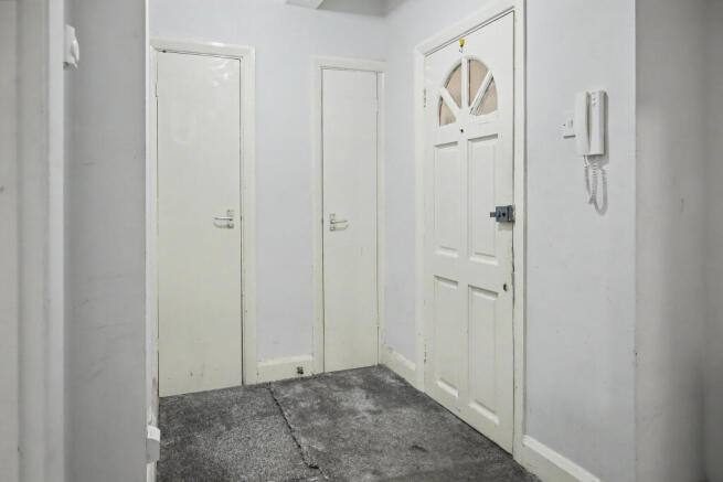 Flat C, 14 Aldrington Road, London, SW16 1TH