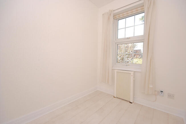 75 cedar court bed 2
