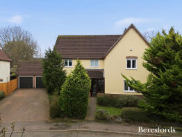 8, Salmons Close, Dunmow CM6 1GU