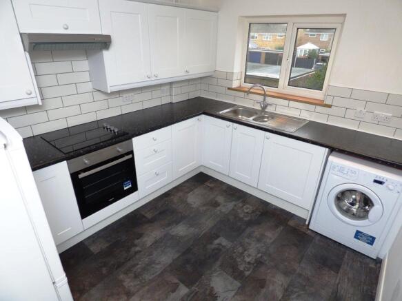 Milton Close, Kitche