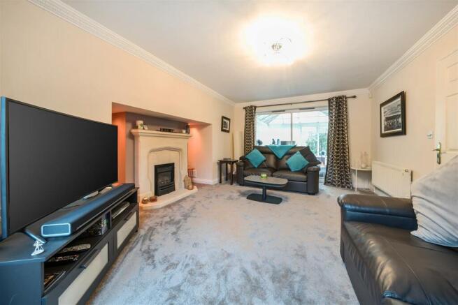67 Northampton Road, Towcester