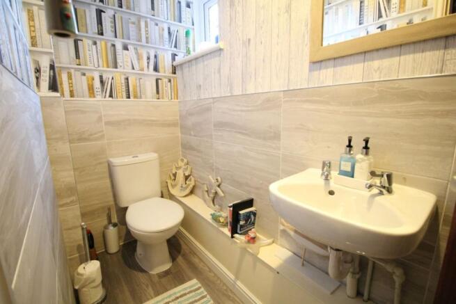 Photo 10