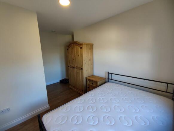 bedroom.jpg