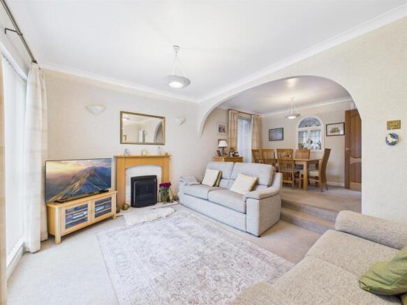 Living/Dining Room