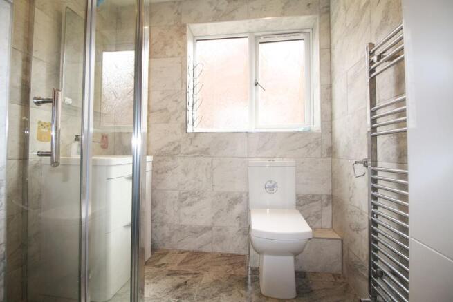 3 bed Semi-Detached to rent Image 11