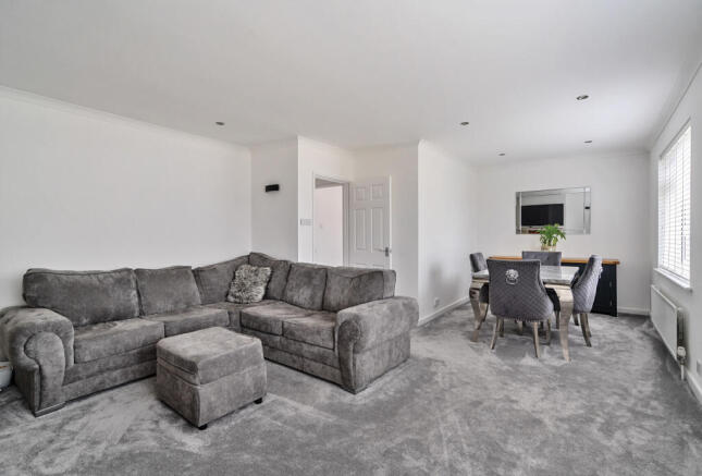 1327238-17-6878d0...