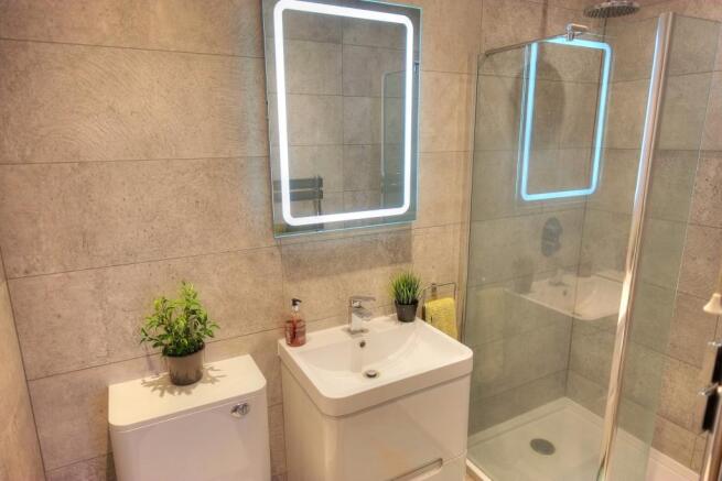 Master En-suite