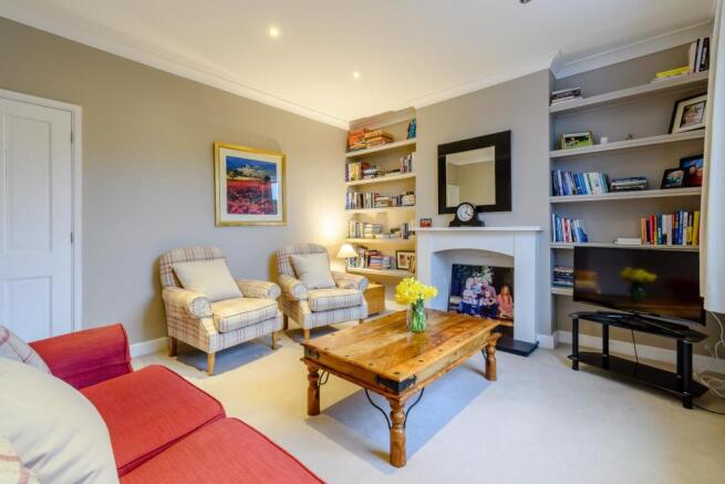 8415347-interior25-800.jpg