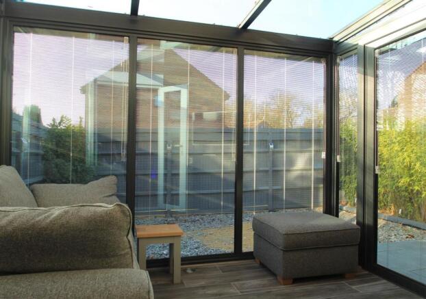 49 Oak Green Conservatory .jpg