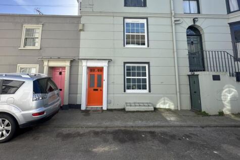 Walmer Castle Road, Walmer, CT14