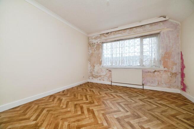 3 bed Terraced for sale Image 12