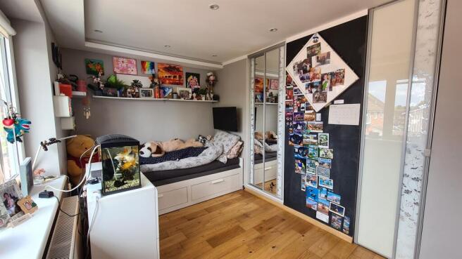 Photo 13