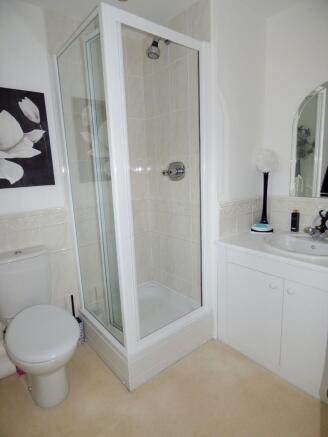 EN SUITE