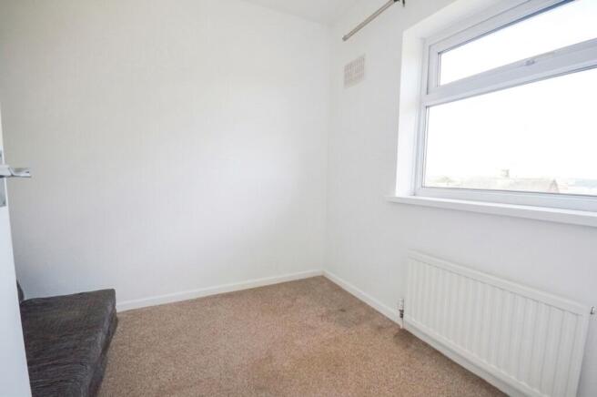 3 bed Terraced for sale Image 11