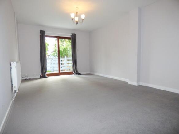 Lounge & Dining Room