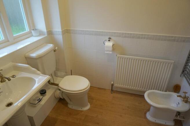 Master En suite Bathroom