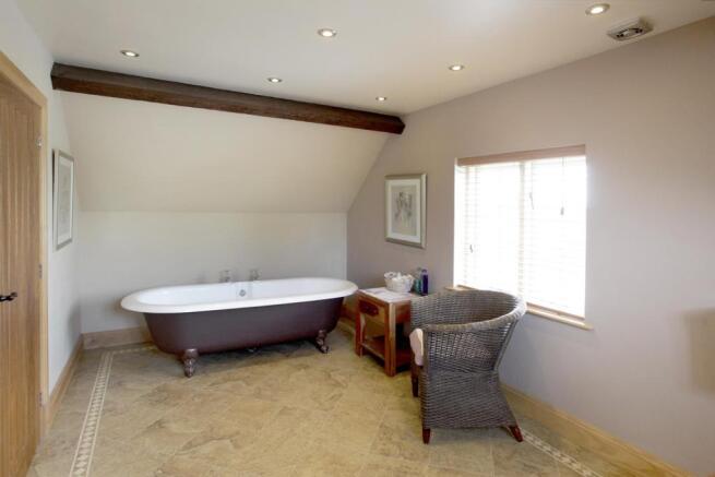 Master En-suite