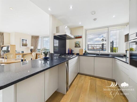 CAM03691G0-PR0056...