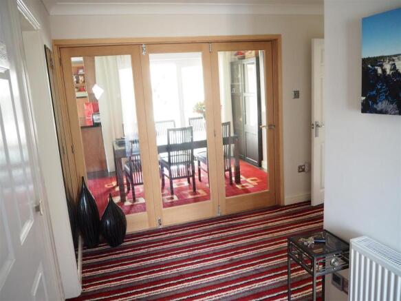 Entrance Hall 550