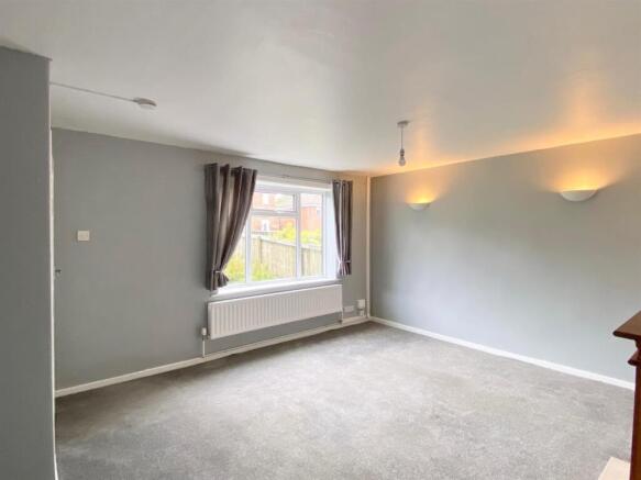 3 bed Semi-Detached for sale Image 5