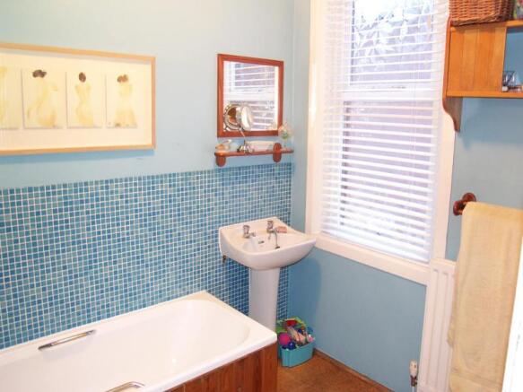 Photo 9
