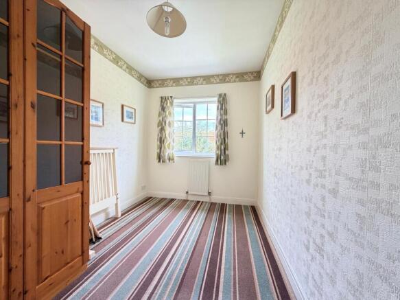 3 bed Detached Bungalow for sale Image 12