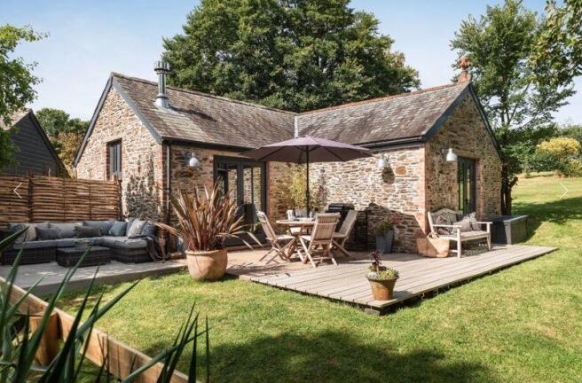 Orchard Barn