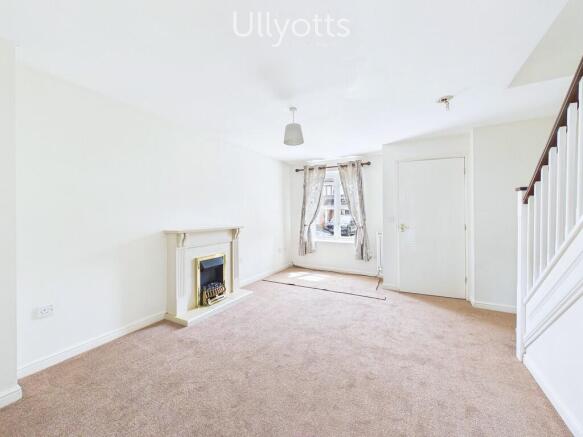 3 bed Semi-Detached for sale Image 4
