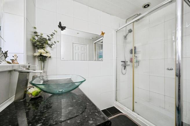 2 bed Semi-Detached for sale Image 9