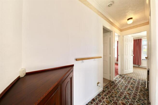 2 bed Semi-Detached Bungalow for sale Image 11