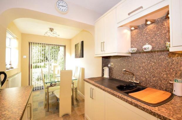 Kitchen Image 2