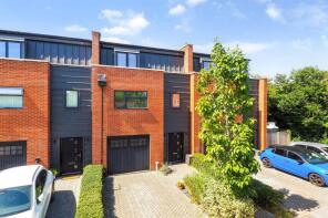 174, South Street, Andover SP10 2BS