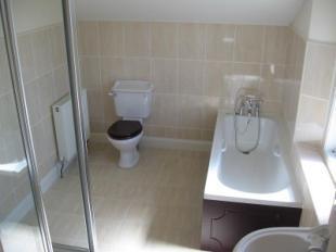 Ensuite To Bed 3