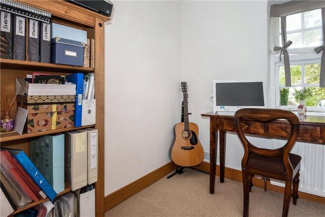 Bedroom 3/Study
