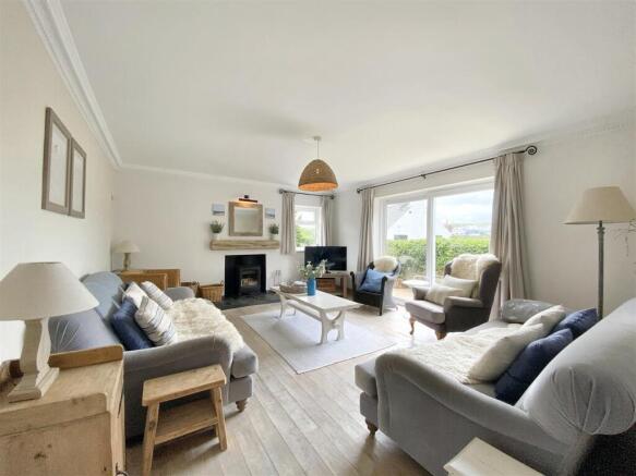 Wogan Lane, Off Wogan Terrace, Saundersfoot photo 4