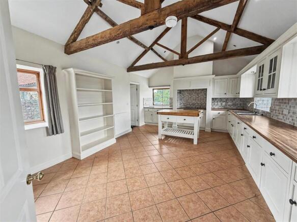 Kitchen/Dining Room