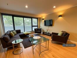 Flat 17, Gainsborough Court, College Road, London SE21 7LT
