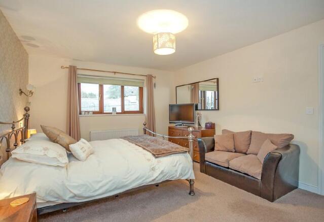 Master Bedroom 2.jpg