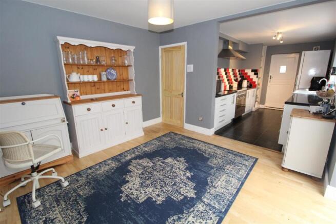 OPEN PLAN DINING KITCHEN