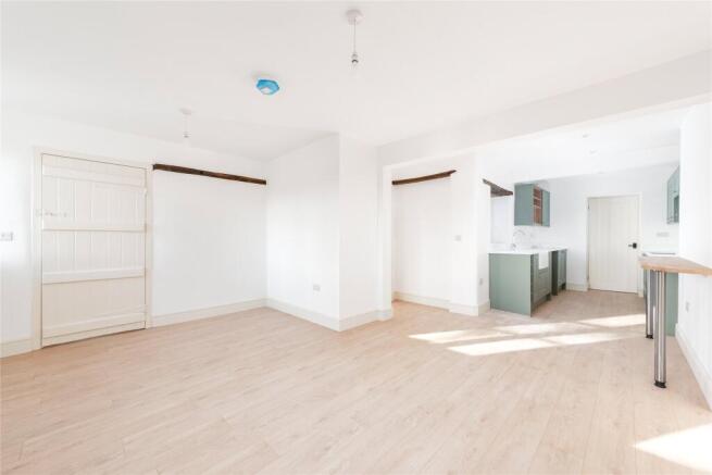 Sitting Room/Kitchen