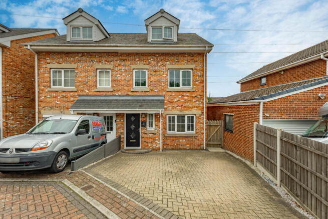 3/4 Bedroom Semi Detached for Sale