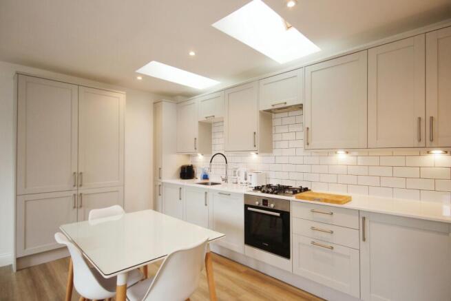 Kitchen/Lounge