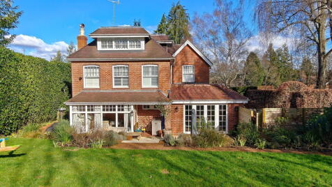 Brassey Road, Oxted, Surrey, RH8