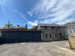 Y Cartws, Clifton Terrace, Llandysul SA44 4BY