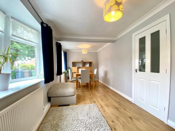 Wicks Crescent - din