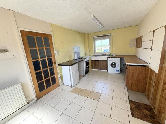 Moriston Court, West Crindledyke, Newmains, North Lanarkshire photo 4