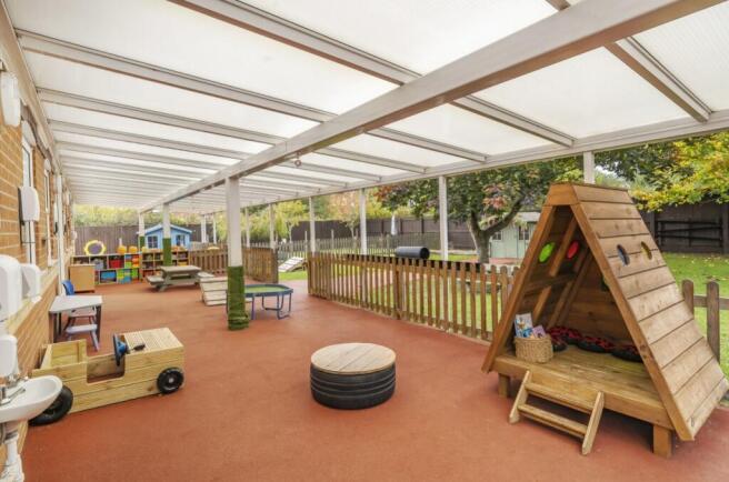 1364251-4-68f54f4f221f1