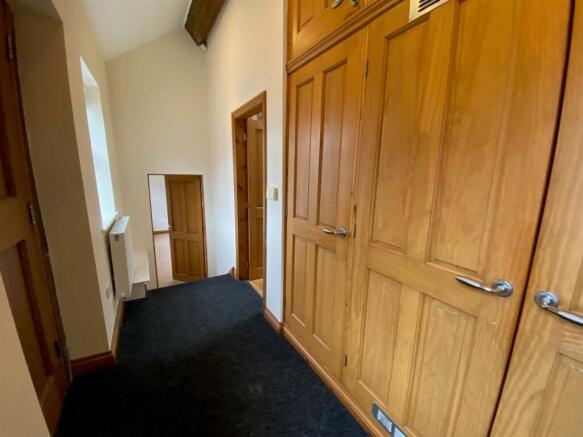 Entrance Hallway.jpg