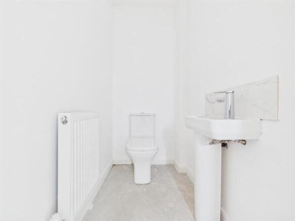 3 bed Semi-Detached for sale Image 7